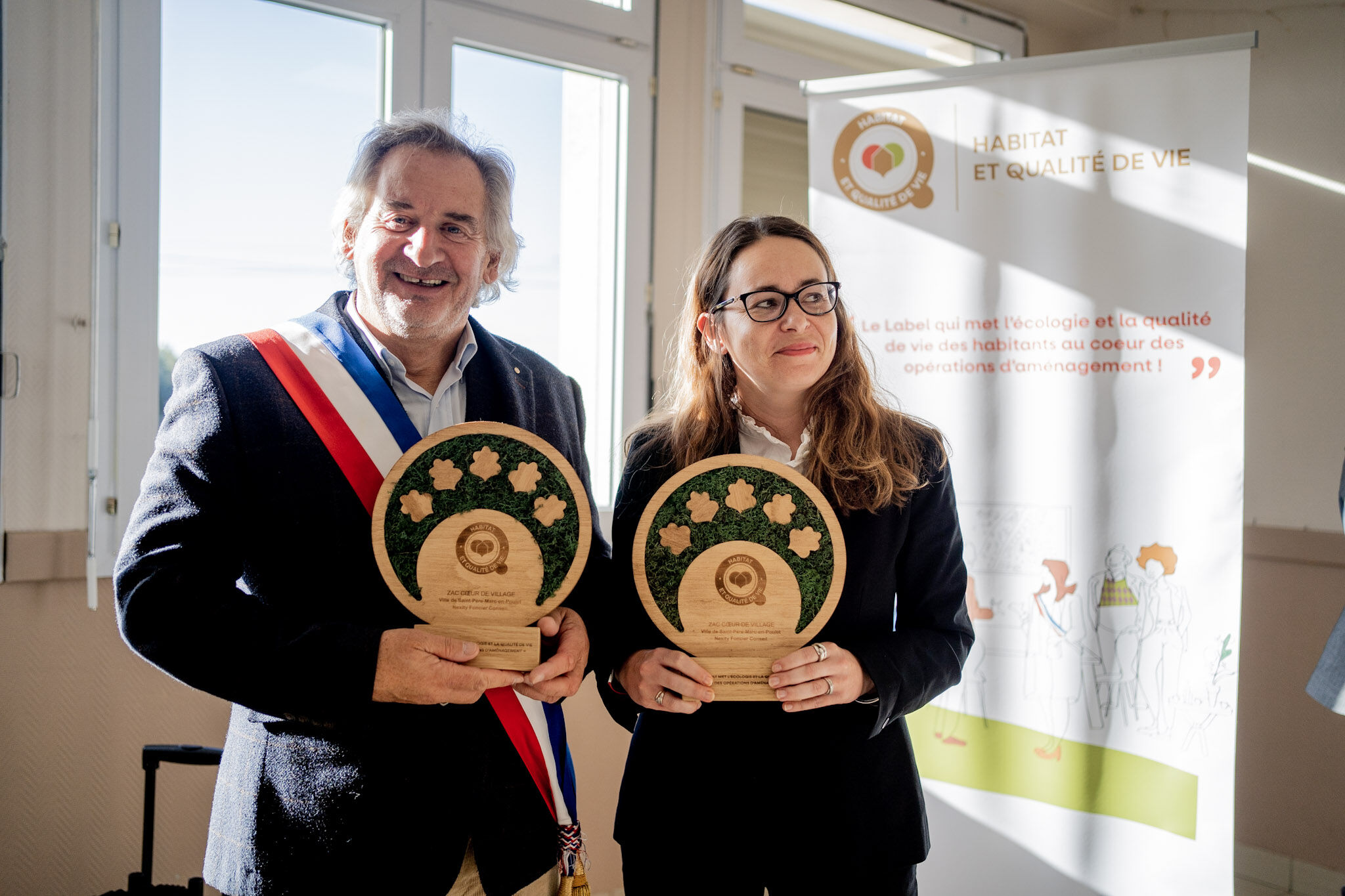 Remise du Label à la commune de Saint Père Marc en Poulet Habitat et